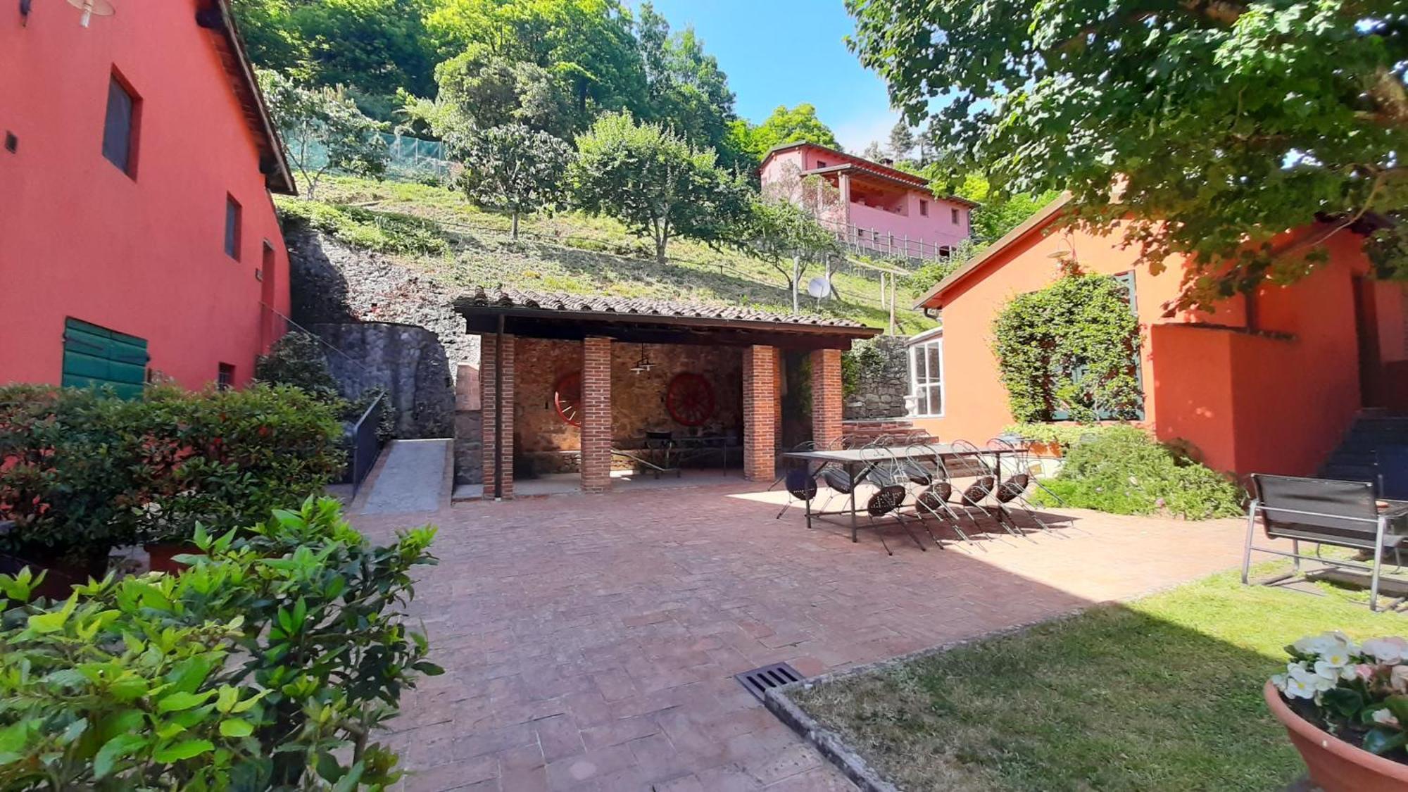 Agriturismo La Torre Баньи-ди-Лукка Экстерьер фото