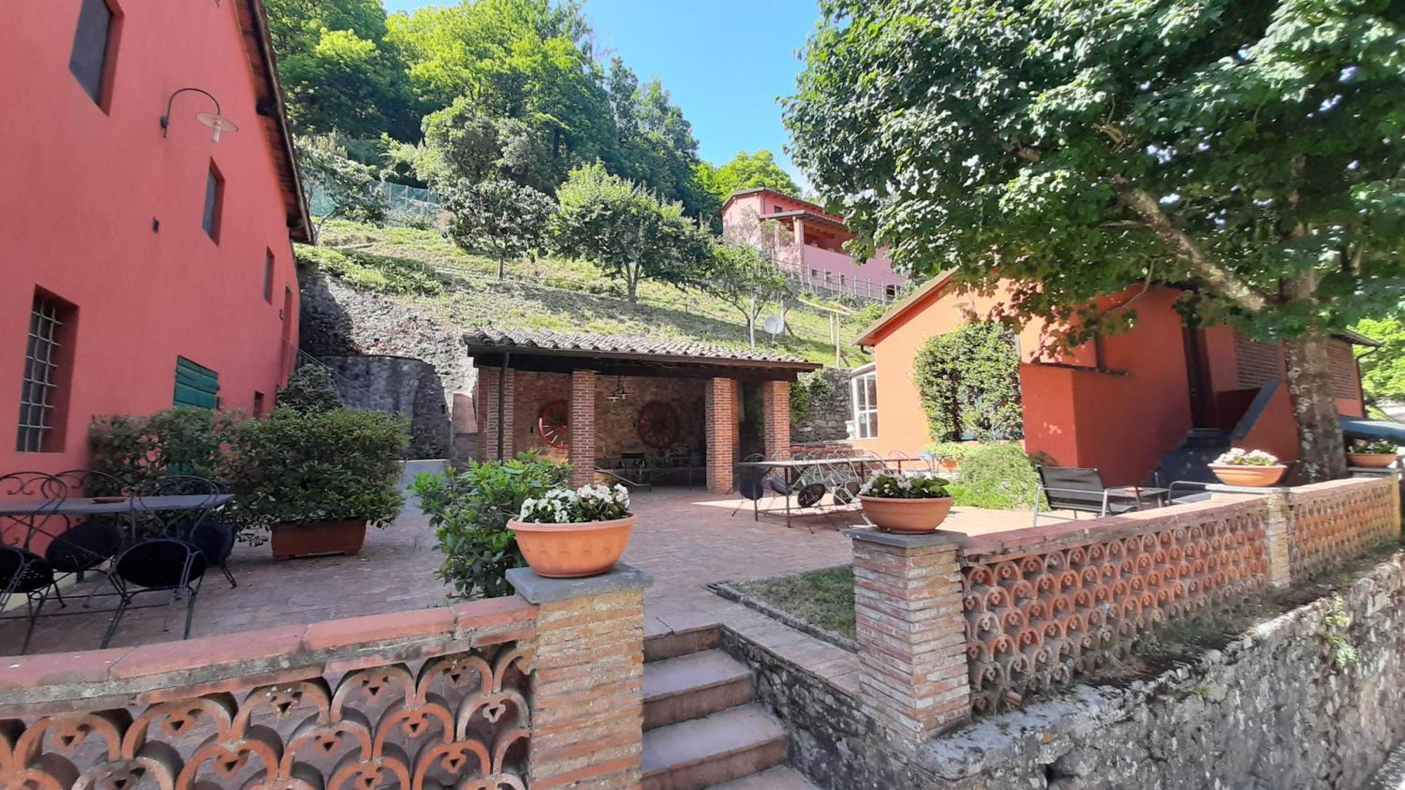 Agriturismo La Torre Баньи-ди-Лукка Экстерьер фото